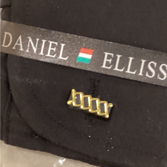 Daniel Ellissa Black Dress Shirt for Men - Picture 5 of 5